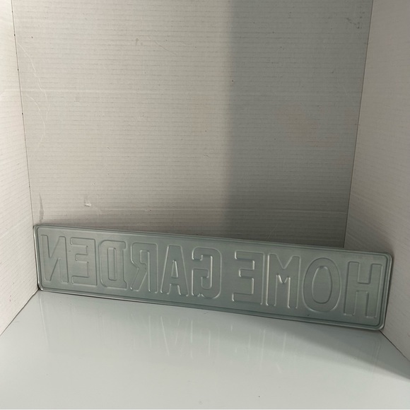 Metal Home Garden sign - Picture 2 of 2